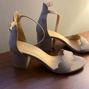 Womens scallop heels CL by Laundry